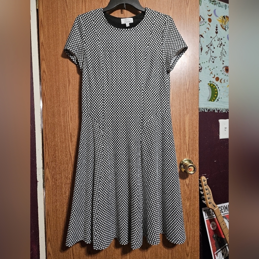Signature By Robbie Bee Women’s Polka Dot A-line Dress!